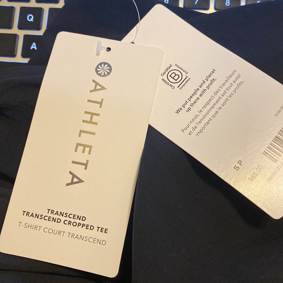 Athleta Transcend Cropped Tee // Black - Picture 8 of 13